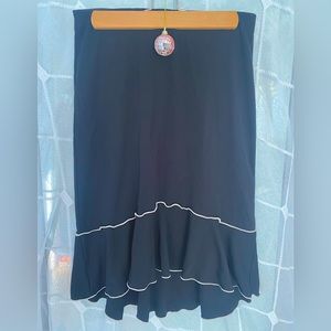 ☕️ Max Studio Black Skirt - Tiered w/Cream Accents☀️